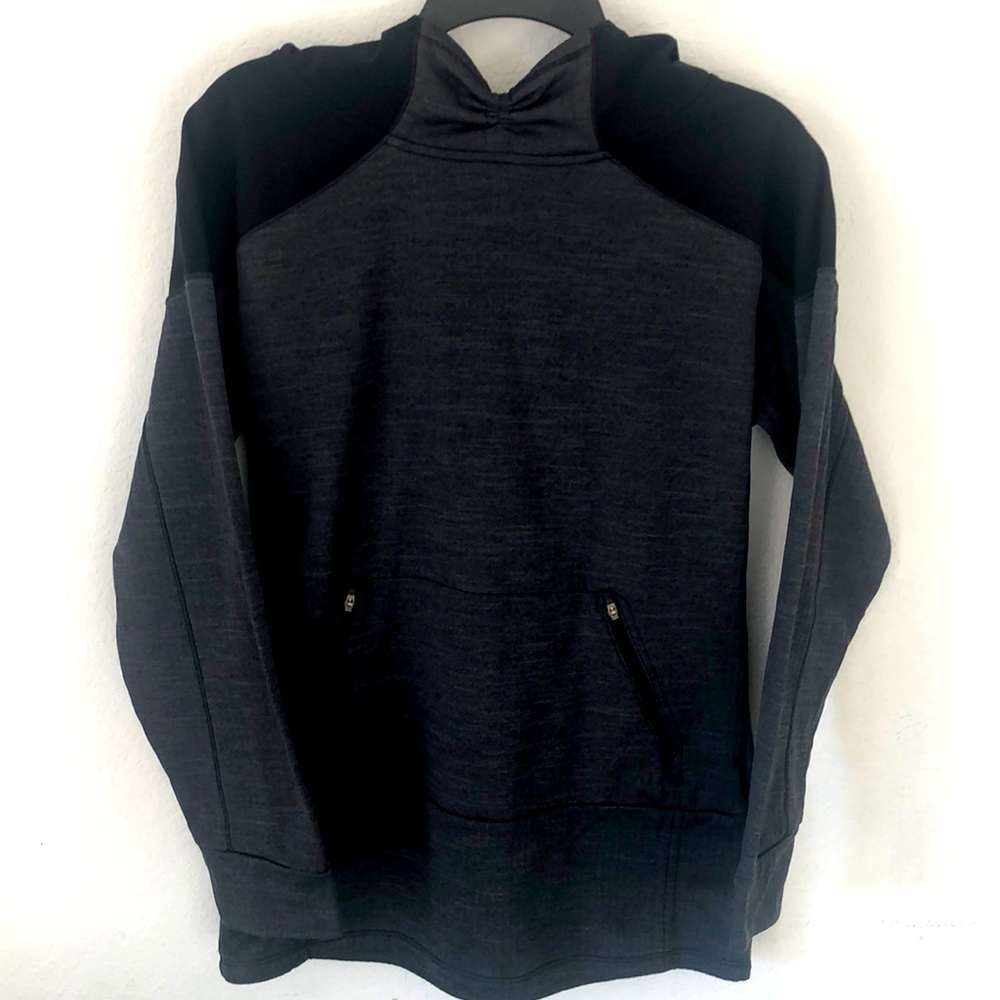 THE NORTH FACE mountain athletics pullover hoodie size M